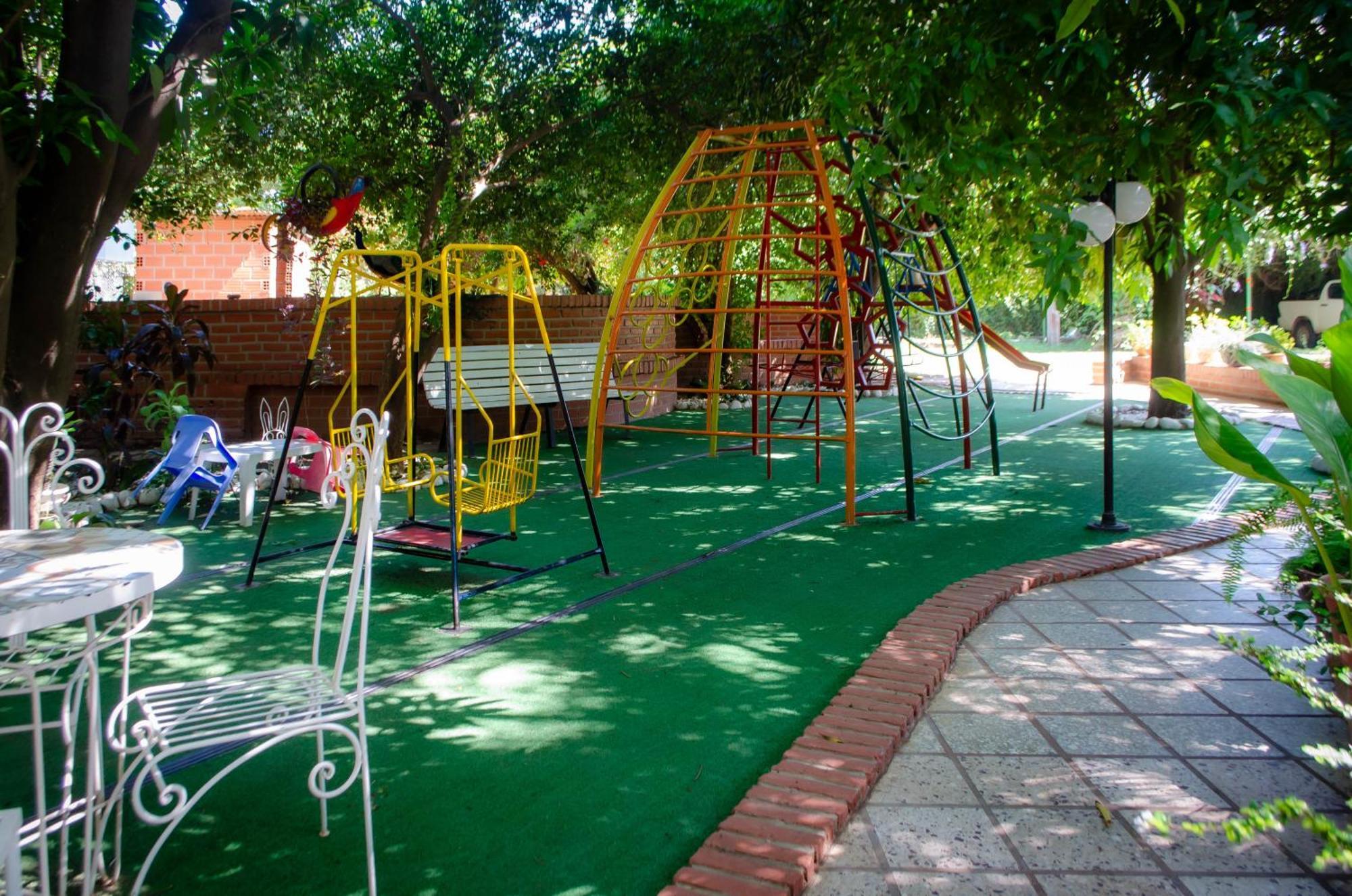 Hotel Boutique El Rancho Olivo Вилья-Монтес Экстерьер фото